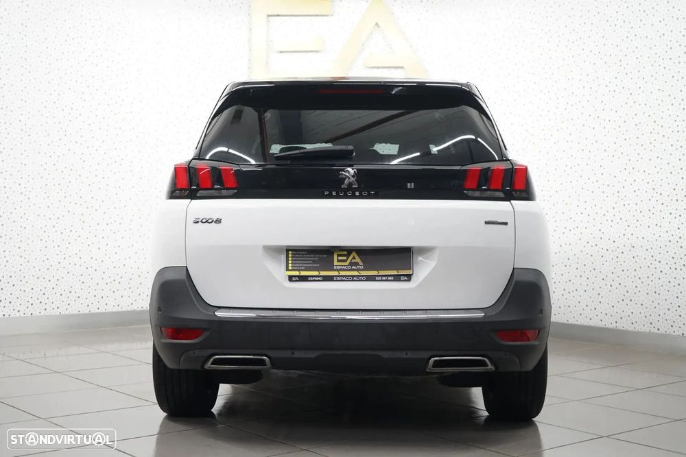 Peugeot 5008 - 5