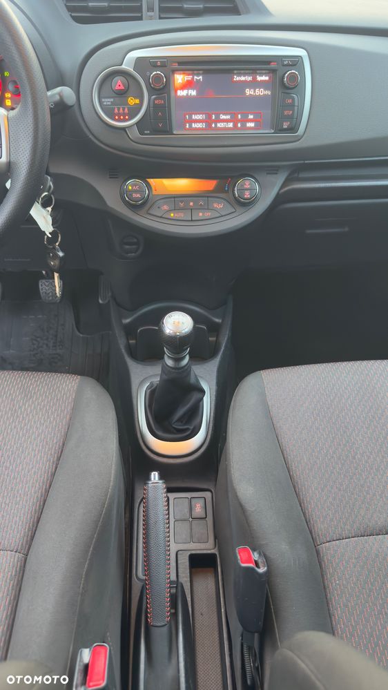 Toyota Yaris 1.33 Active - 11
