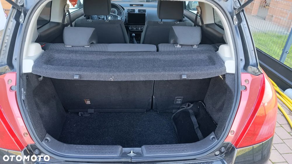 Suzuki Swift - 9