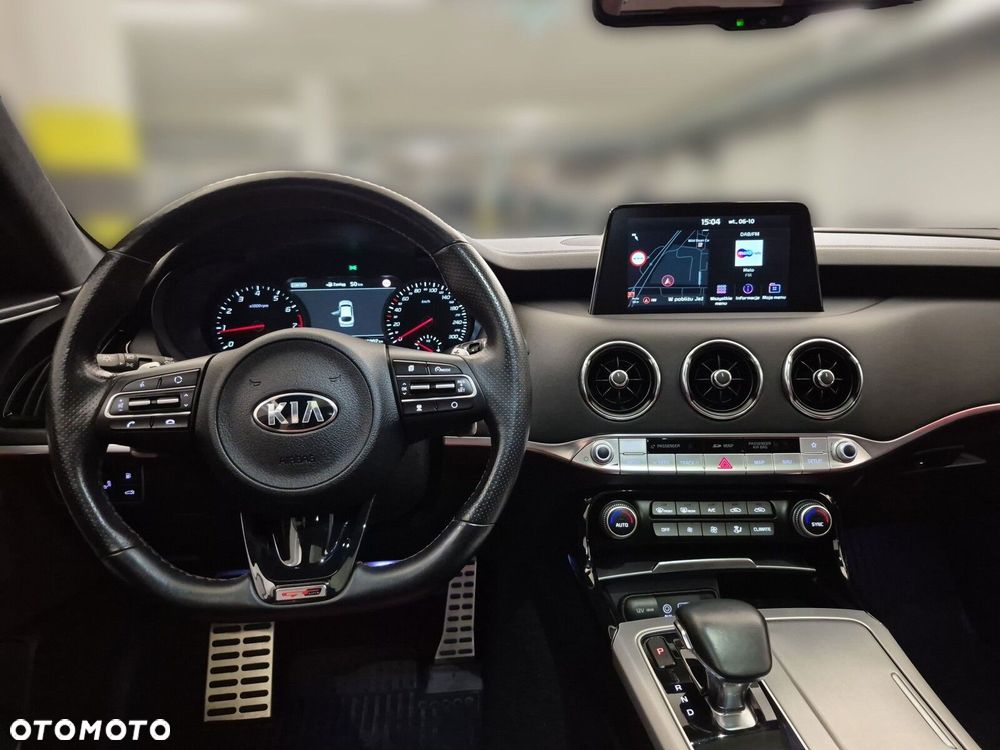 Kia Stinger - 15