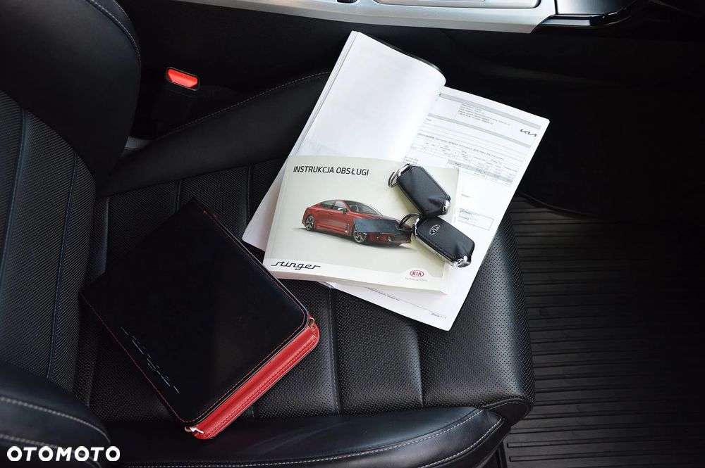 Kia Stinger 3.3 T-GDI V6 GT AWD - 34