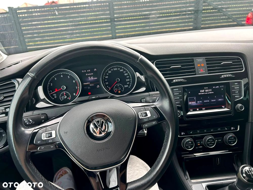 Volkswagen Golf 1.2 TSI BlueMotion Technology move - 10