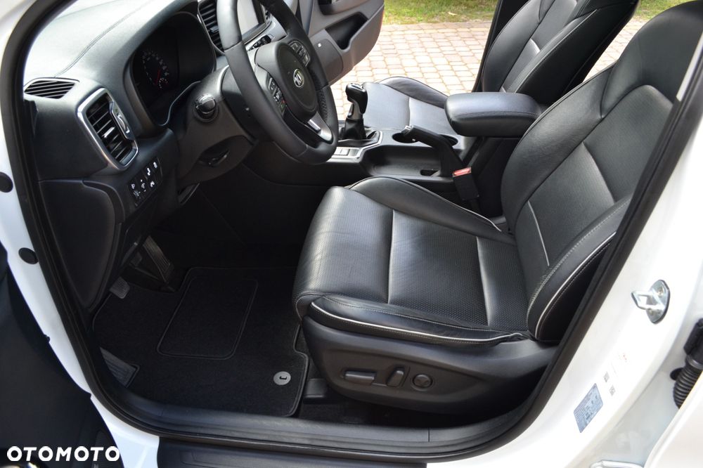 Kia Sportage 2.0 CRDI 4WD Attract - 22
