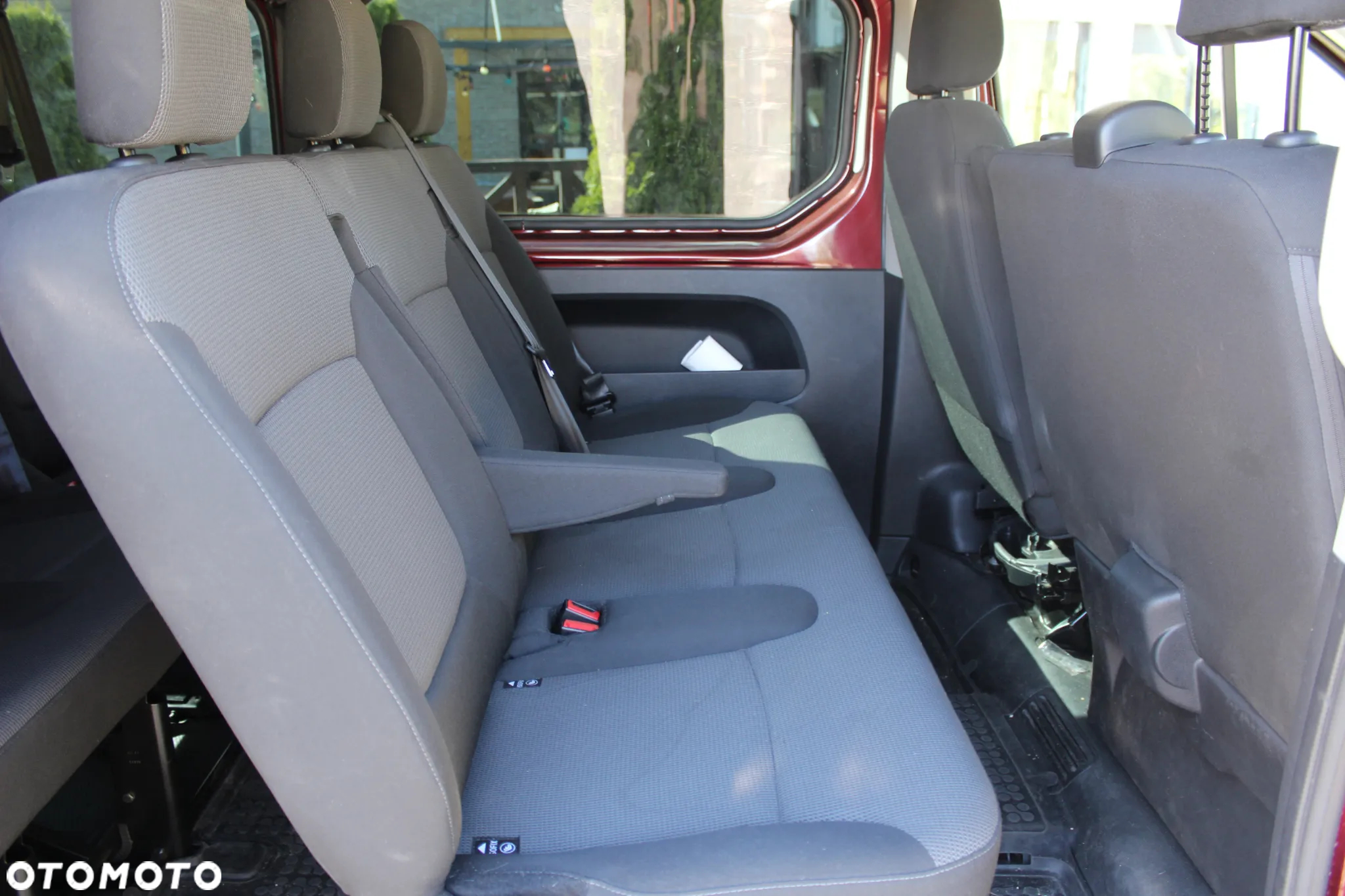 Renault Trafic 2.0 dCi L2H1 HD Extra (bryg.) - 11