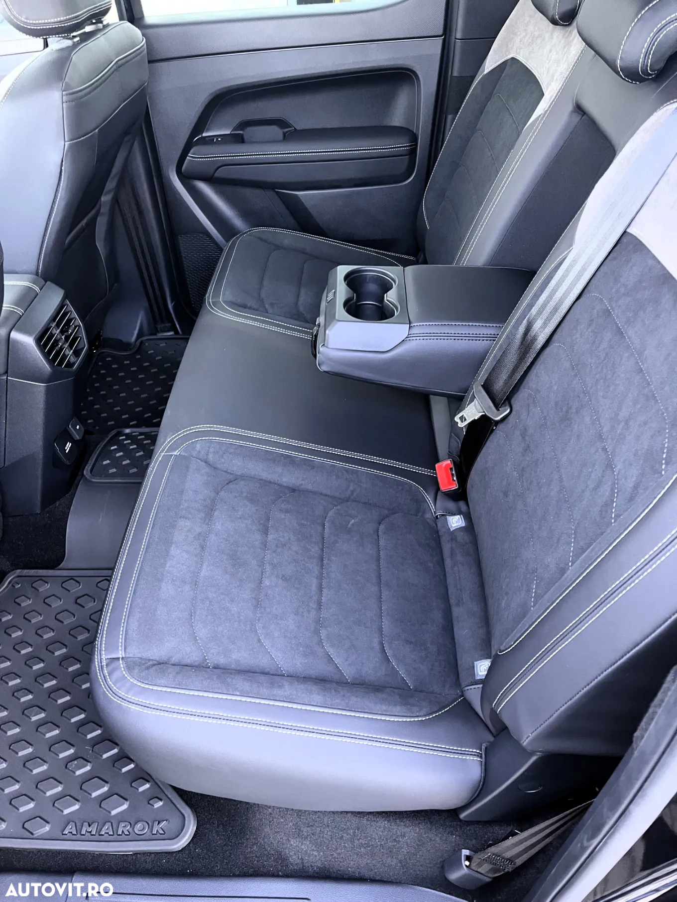 Volkswagen Amarok 2.0 TDI 205 CP 4M 10AT Style - 21