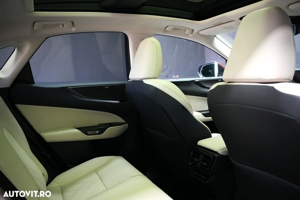 Lexus Seria NX 450h+ AWD CVT PHEV Executive - 9