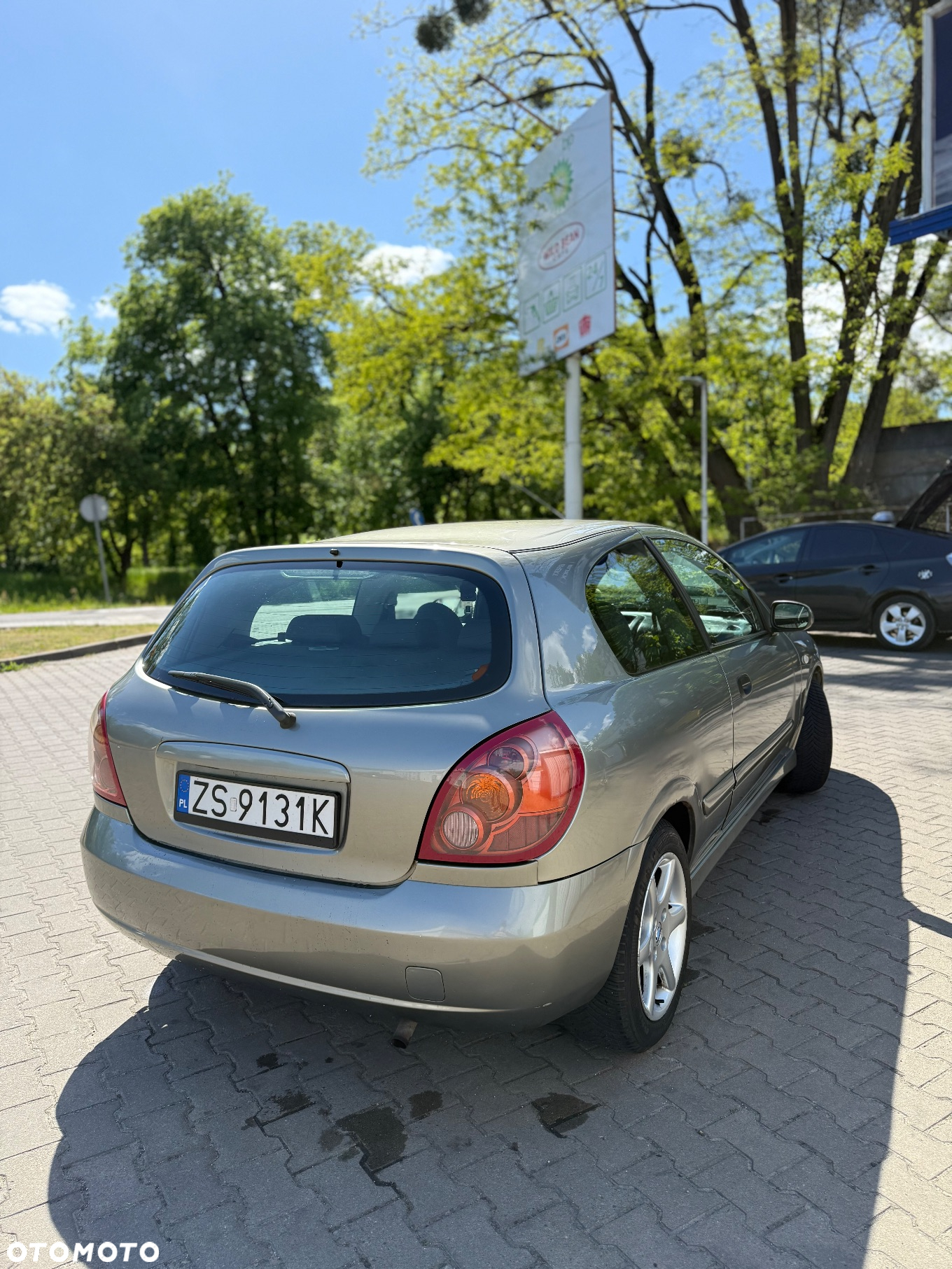 Nissan Almera II 1.5 Visia - 4