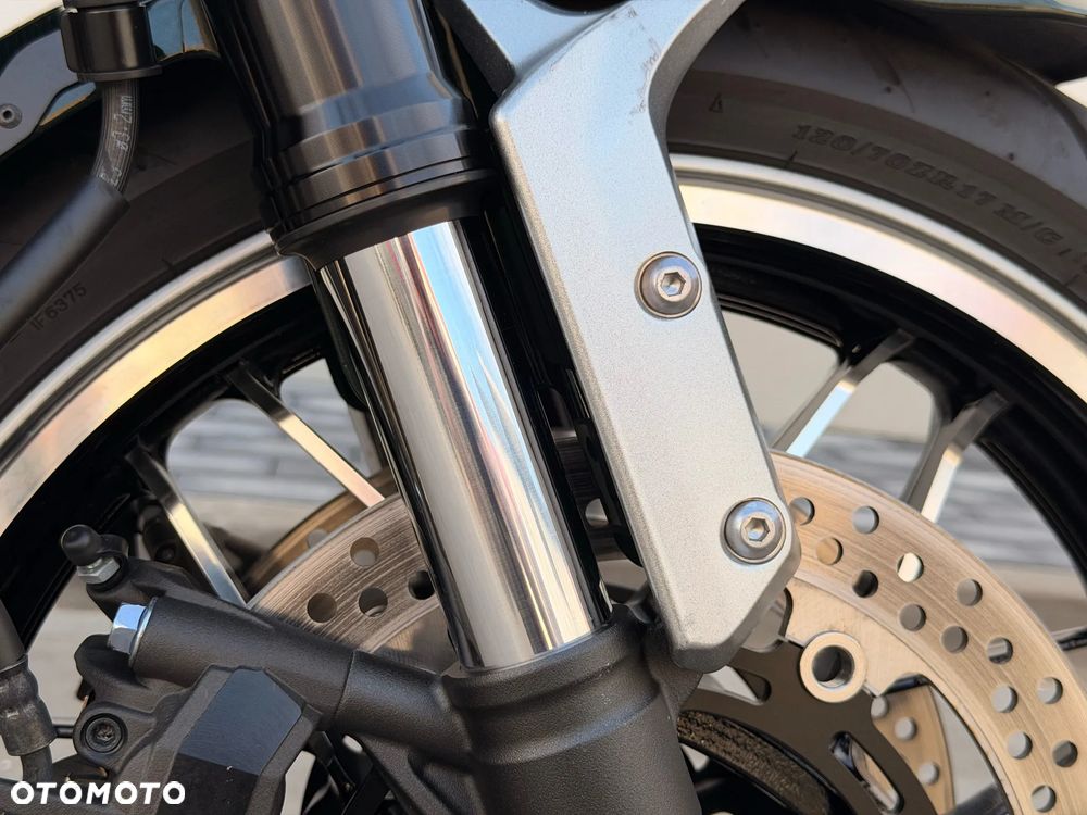 Kawasaki Z 900 RS - 20