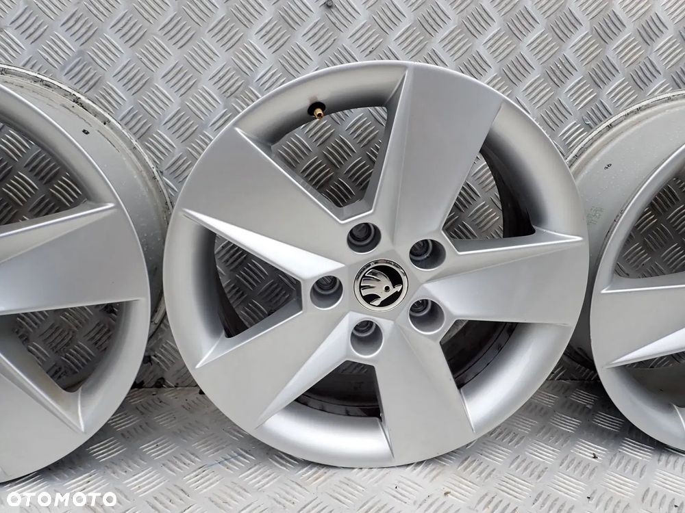FELGI ALUMINIOWE SKODA OCTAVIA III 6,5JX16 ET46 5E0601025H - 7