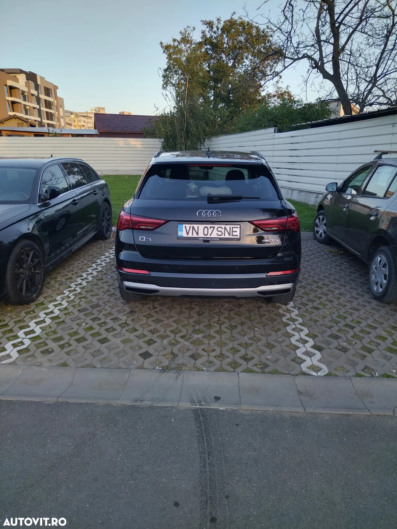 Audi Q3 2.0 35 TDI S tronic Advanced - 8