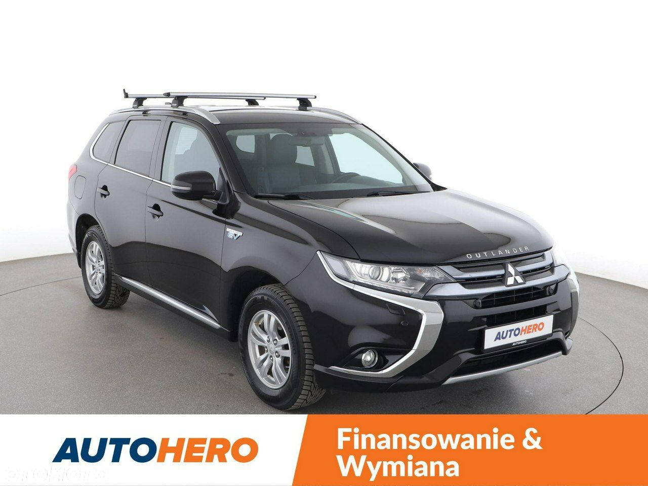 Mitsubishi Outlander - 10
