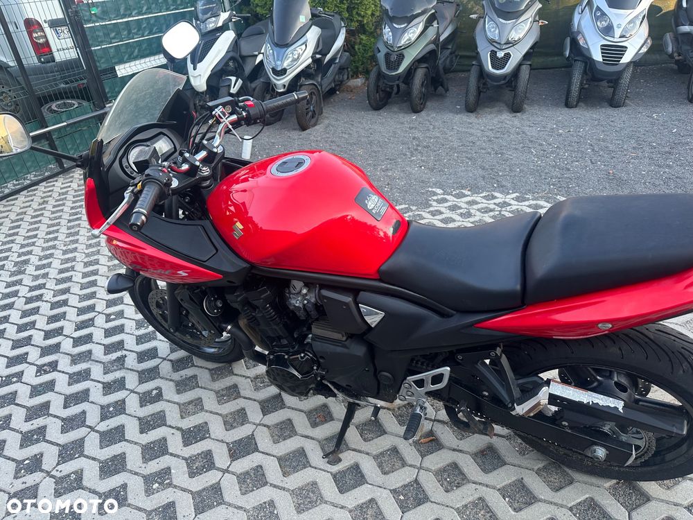 Suzuki Bandit - 12