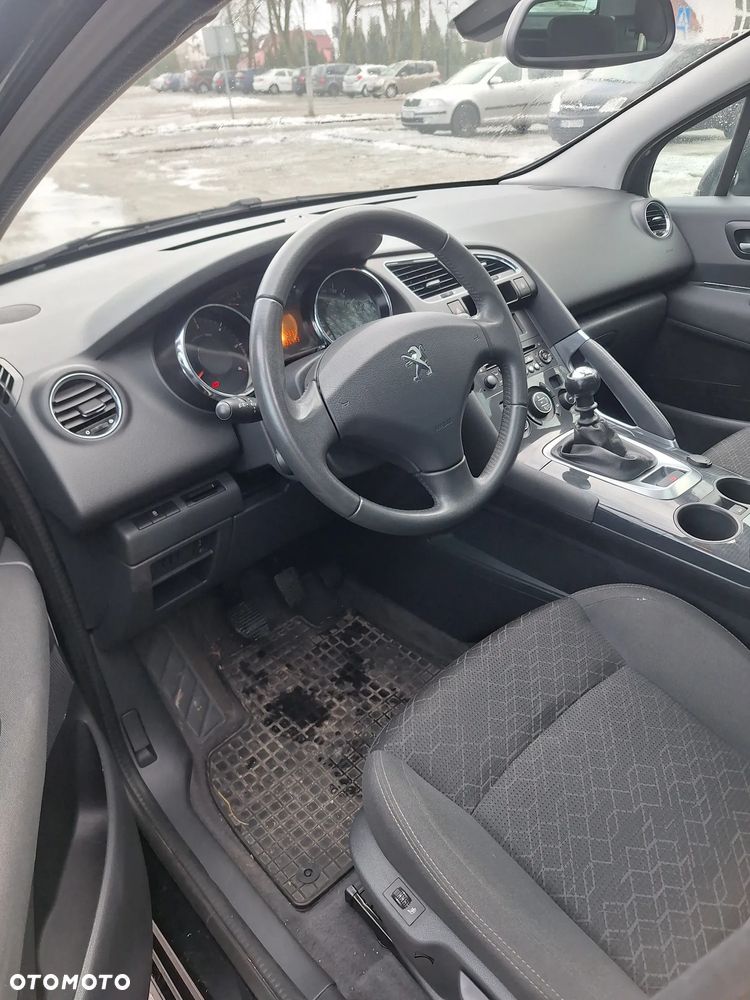 Peugeot 3008 HDi 115 Access - 11