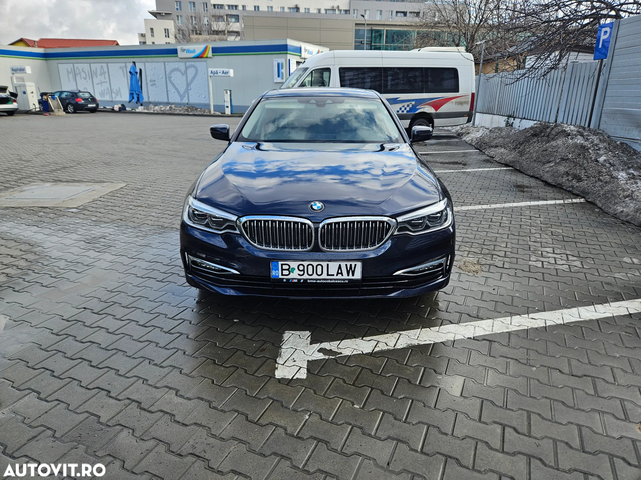 BMW Seria 5 520i Aut. Luxury Line - 13
