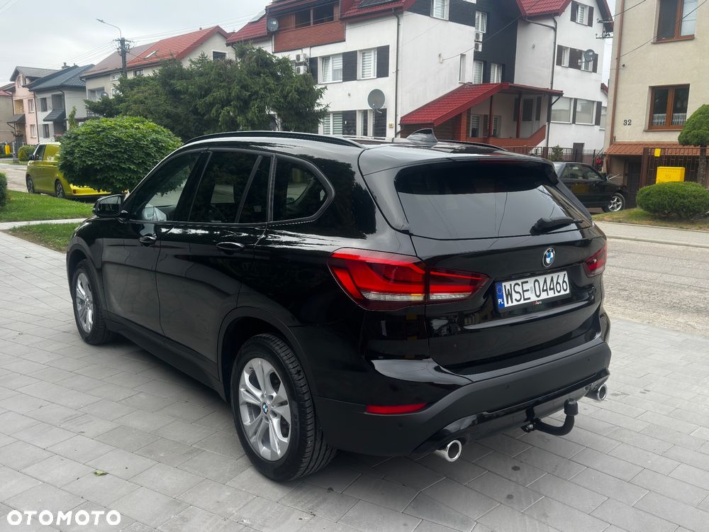 BMW X1 xDrive18d Sport Line - 7
