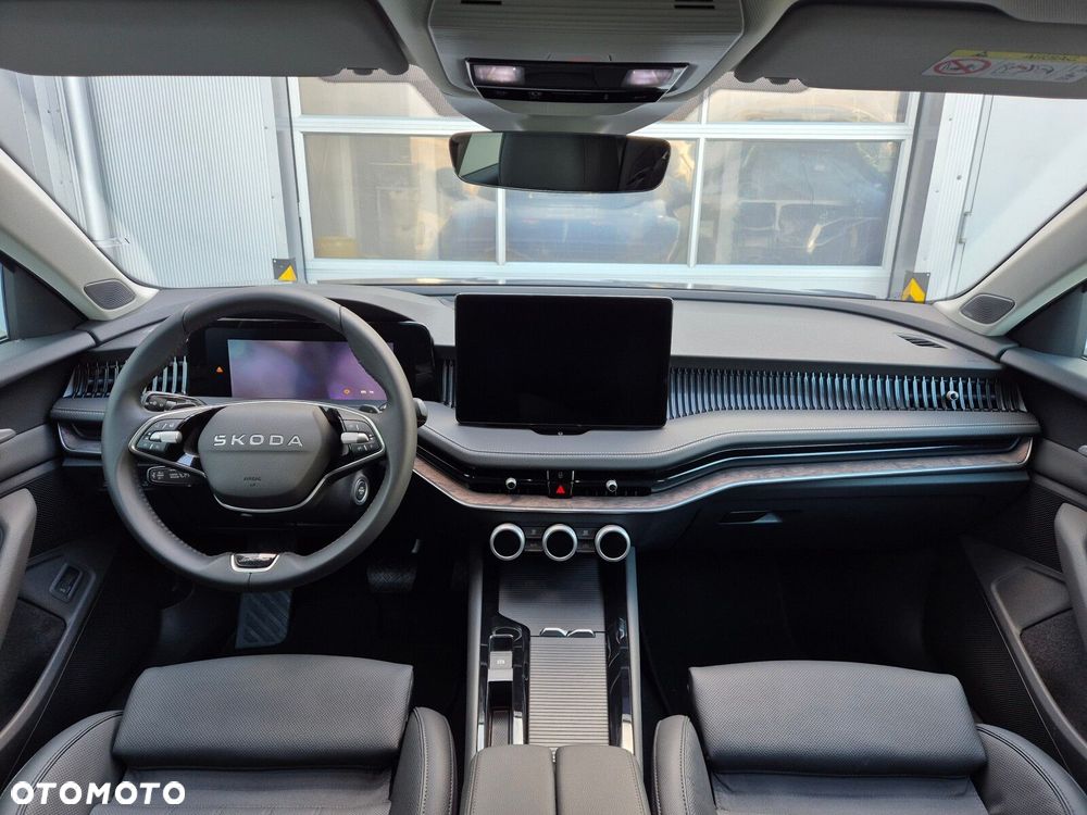 Skoda Superb 2.0 TSI L&K DSG - 25
