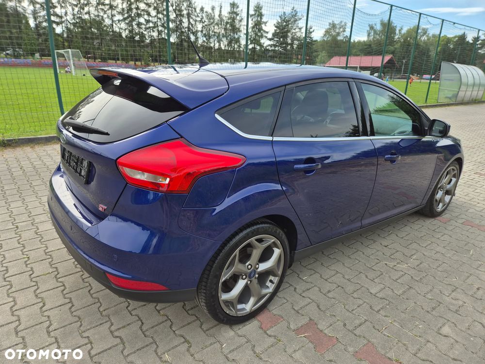 Ford Focus - 10