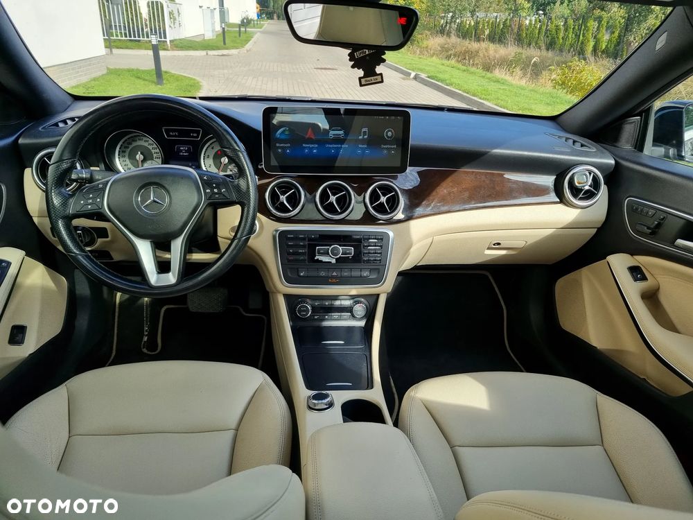 Mercedes-Benz CLA 250 Sport 7G-DCT - 5