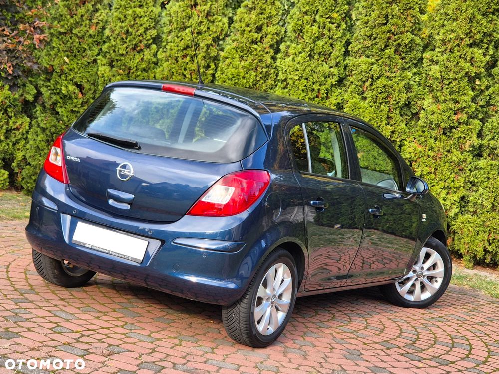 Opel Corsa 1.4 16V Active - 20