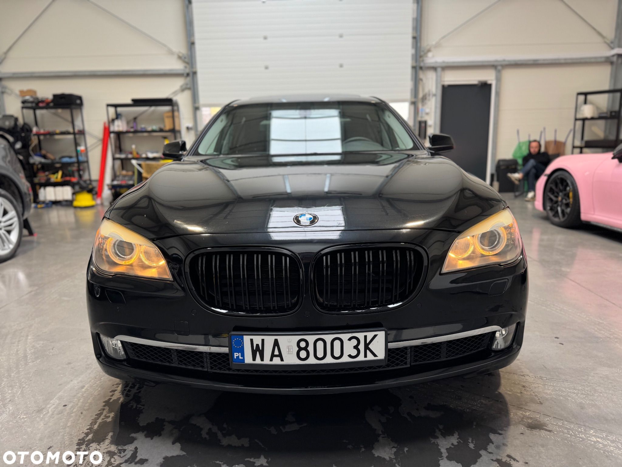 BMW Seria 7 740Li - 1