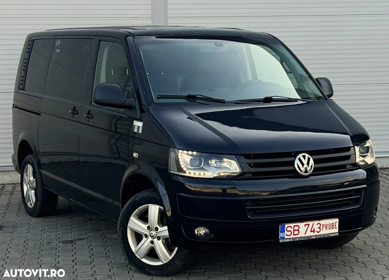 Volkswagen Transporter - 2