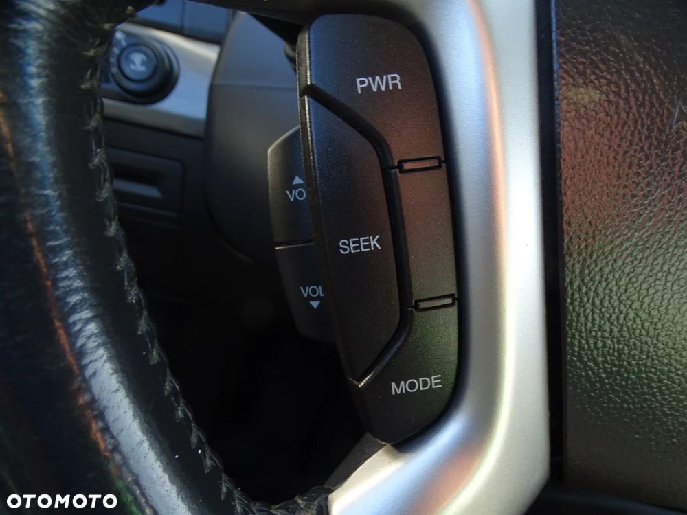 Chevrolet Captiva 2.0 d LT high (deu) - 14