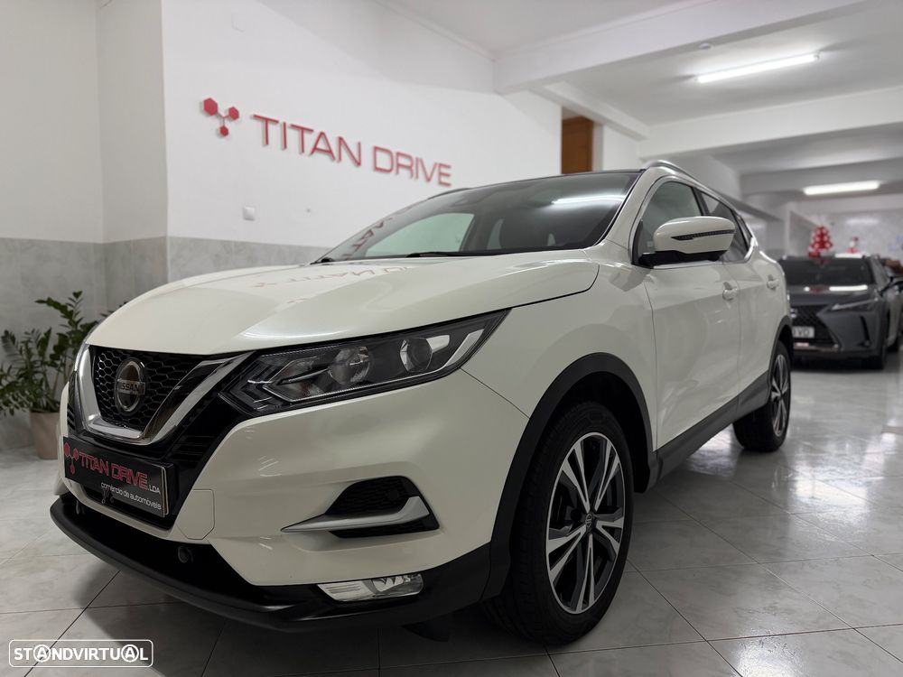 Nissan Qashqai 1.5 dCi N-Connecta 18 - 1