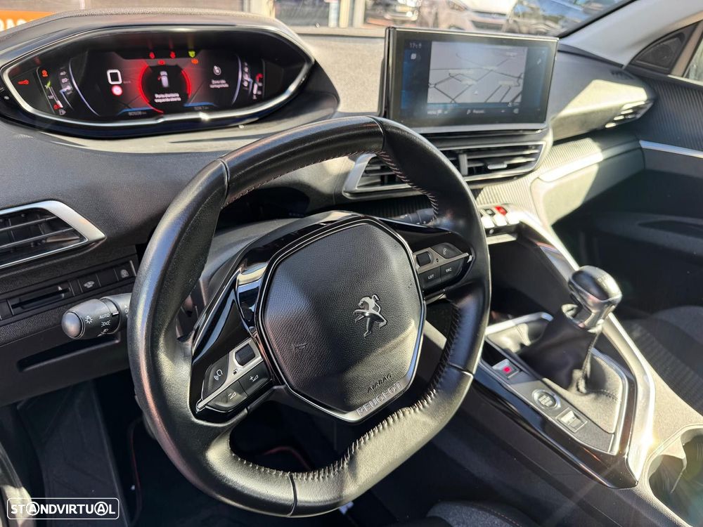 Peugeot 3008 1.2 PureTech Active Pack - 30