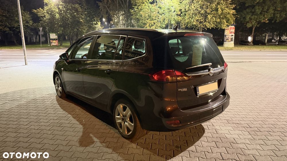 Opel Zafira 2012 photo 4