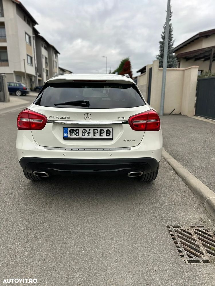 Mercedes-Benz GLA 220 CDI 4MATIC Aut. - 13