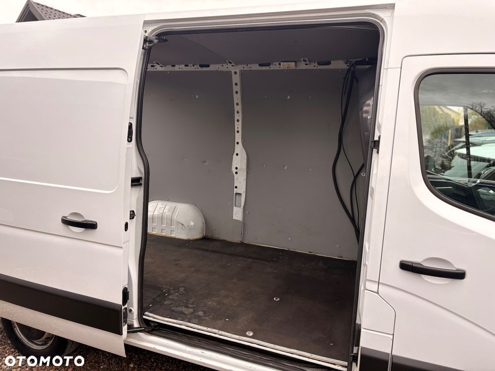 Renault Master L2H2 3.5t Pack Clim 4d - 26