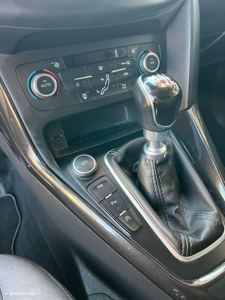 Ford Focus 1.0 SCTi Titanium - 5