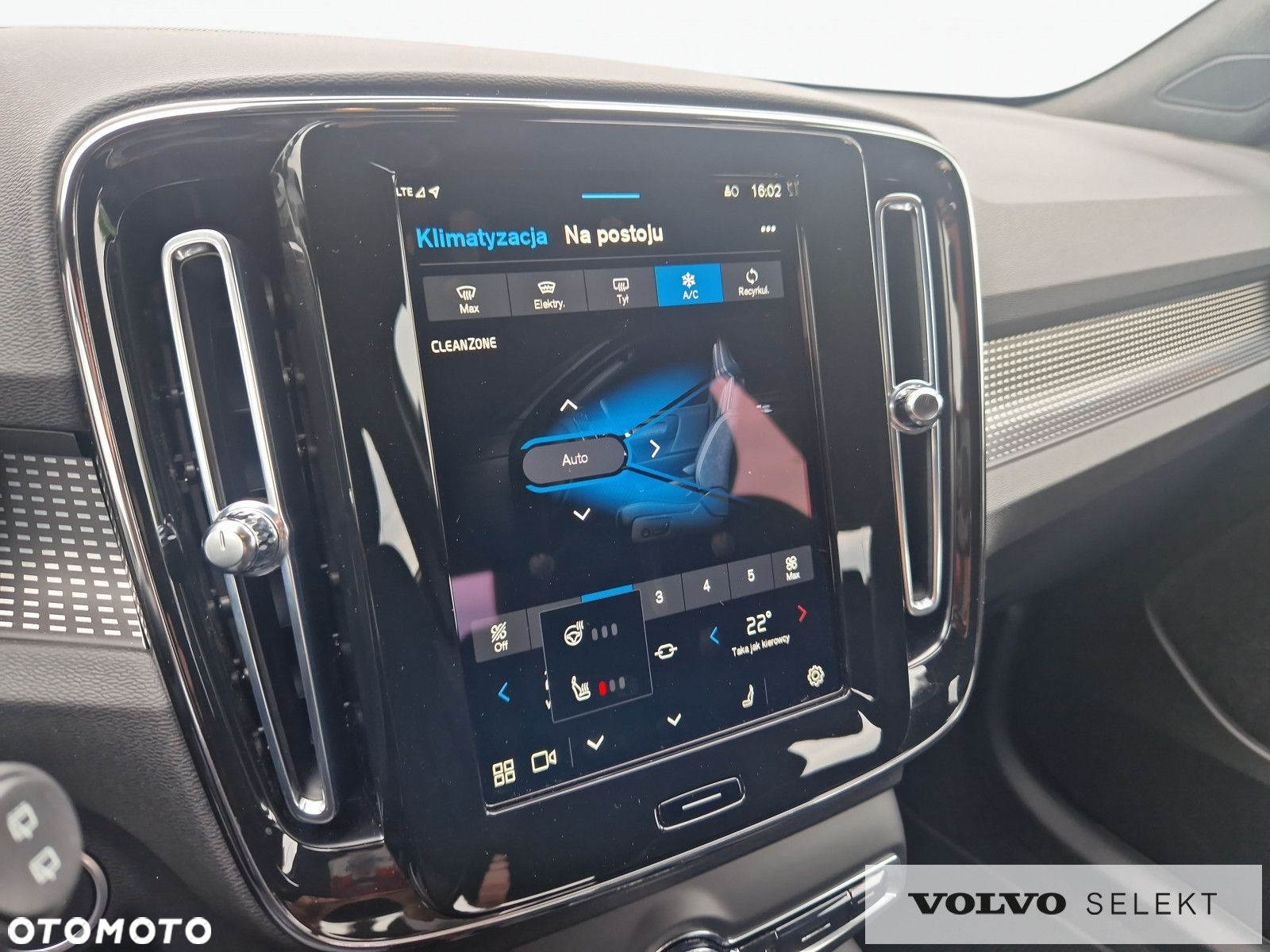Volvo XC 40 - 22
