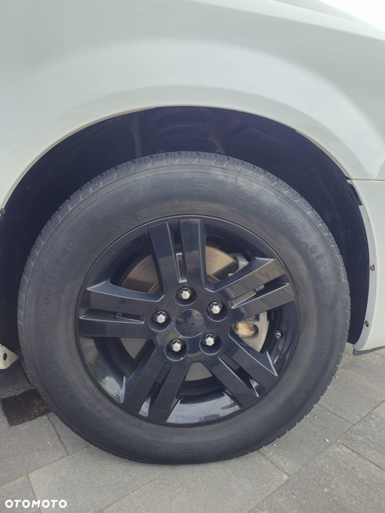 Dodge Grand Caravan 3.6 R/T - 30