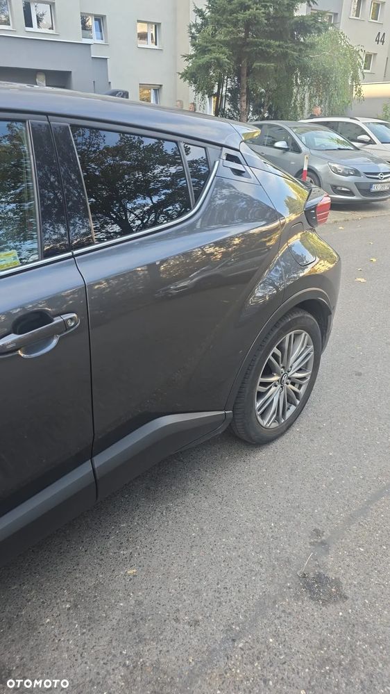 Toyota C-HR - 8
