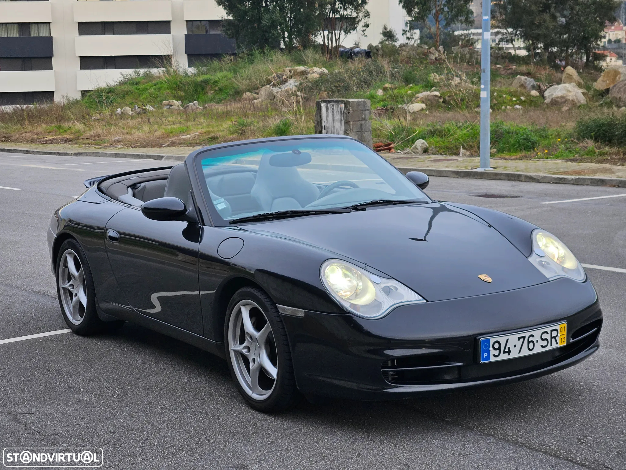 Porsche 911 (996) Carrera 4 - 35
