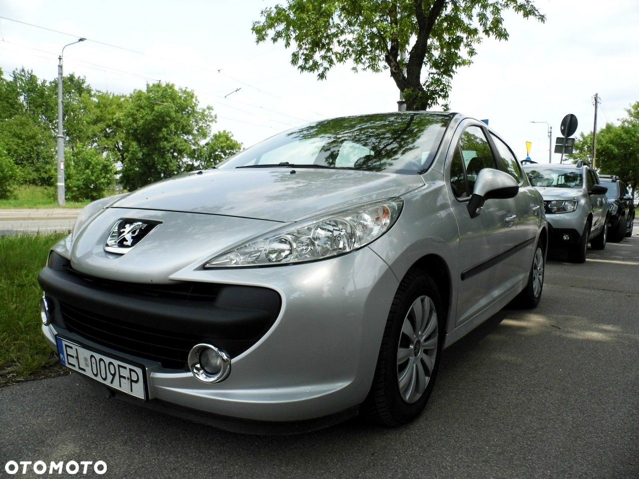 Peugeot 207 - 1