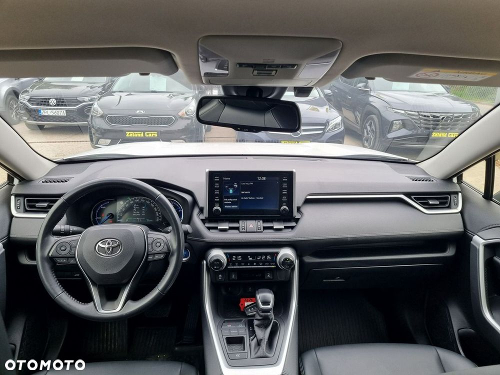 Toyota RAV4 - 13