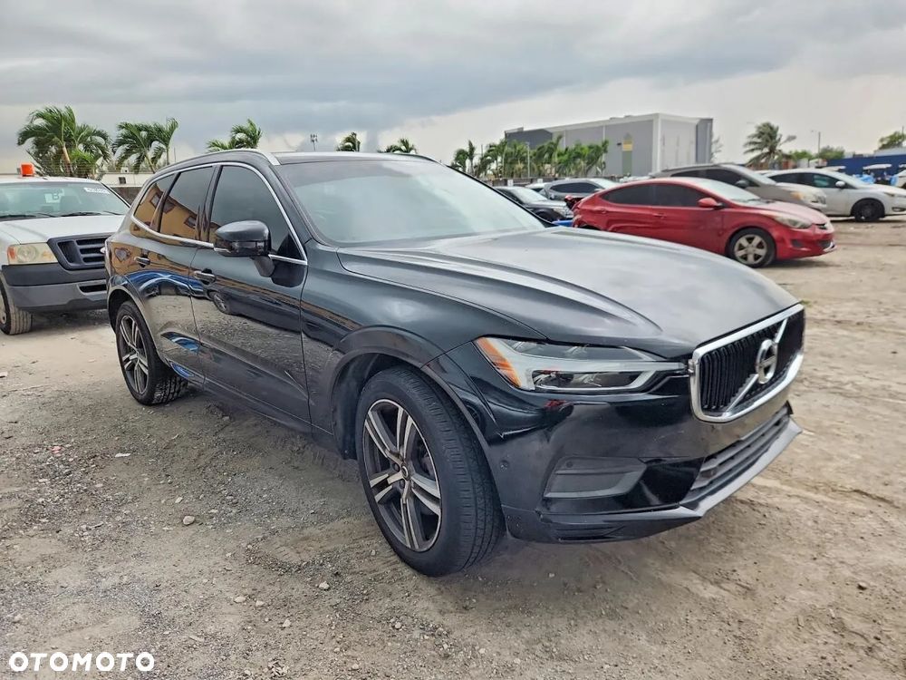 Volvo XC 60 T6 AWD Geartronic Momentum - 1
