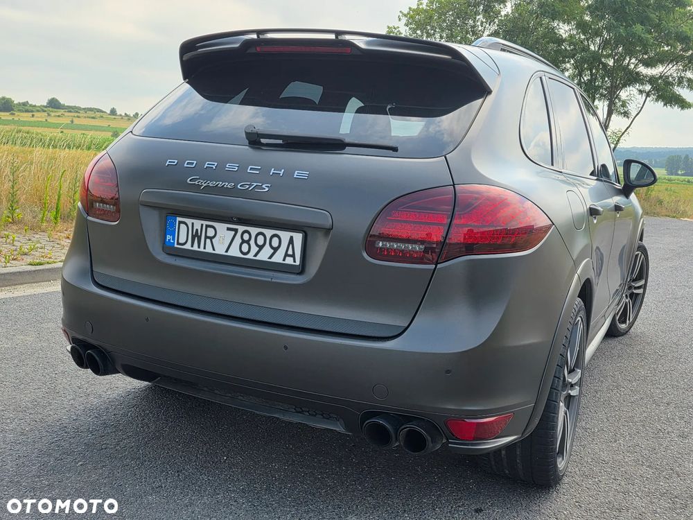 Porsche Cayenne - 8