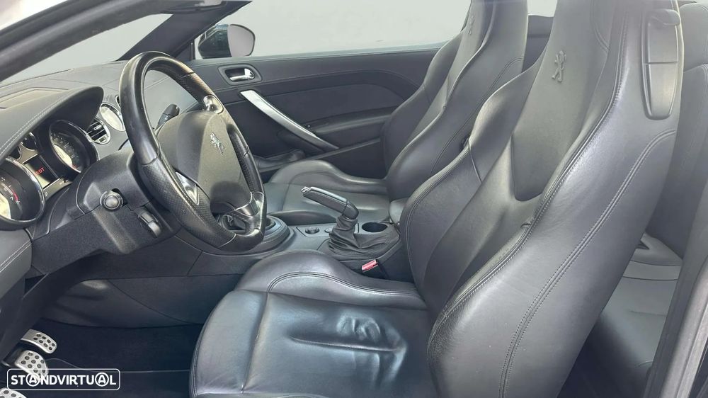 Peugeot RCZ 1.6 THP SE Black Yearling - 12