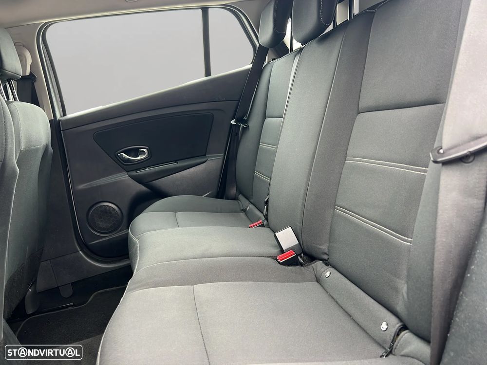 Renault Mégane Sport Tourer 1.5 dCi Dynamique S SS - 9