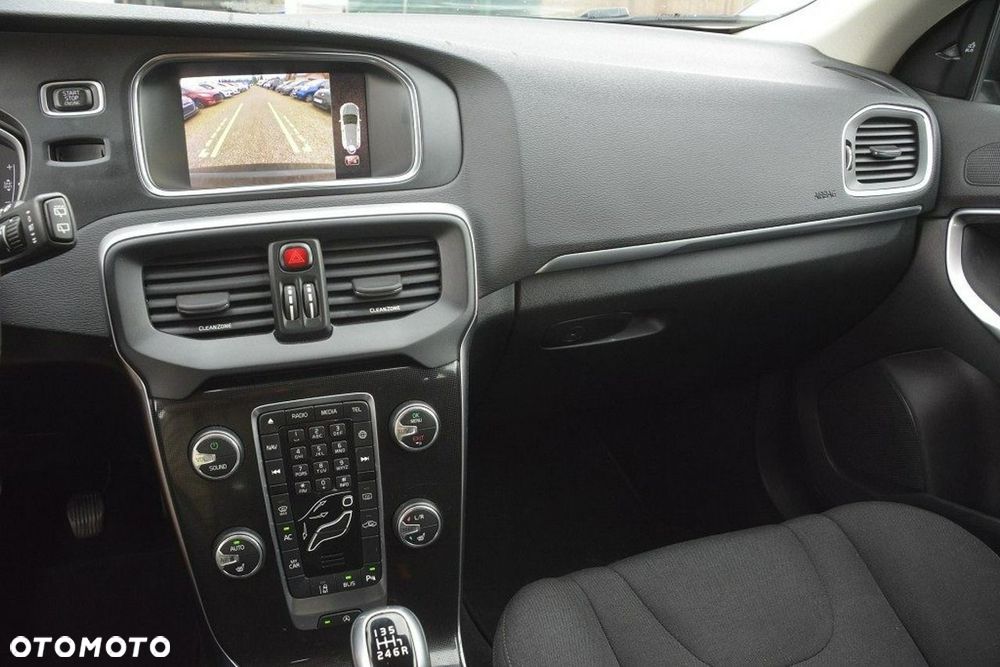 Volvo V40 D2 Drive-E Kinetic - 24