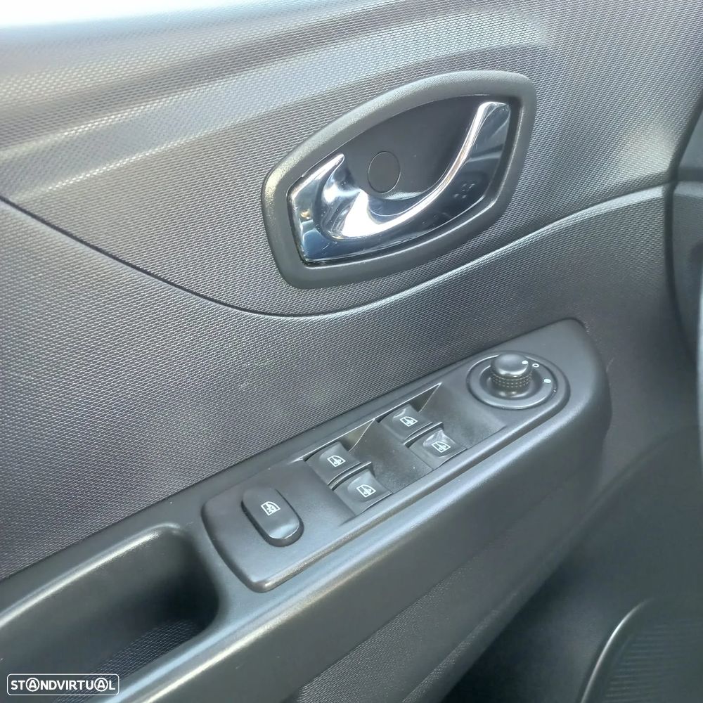 Renault Captur 1.5 dCi Sport - 20