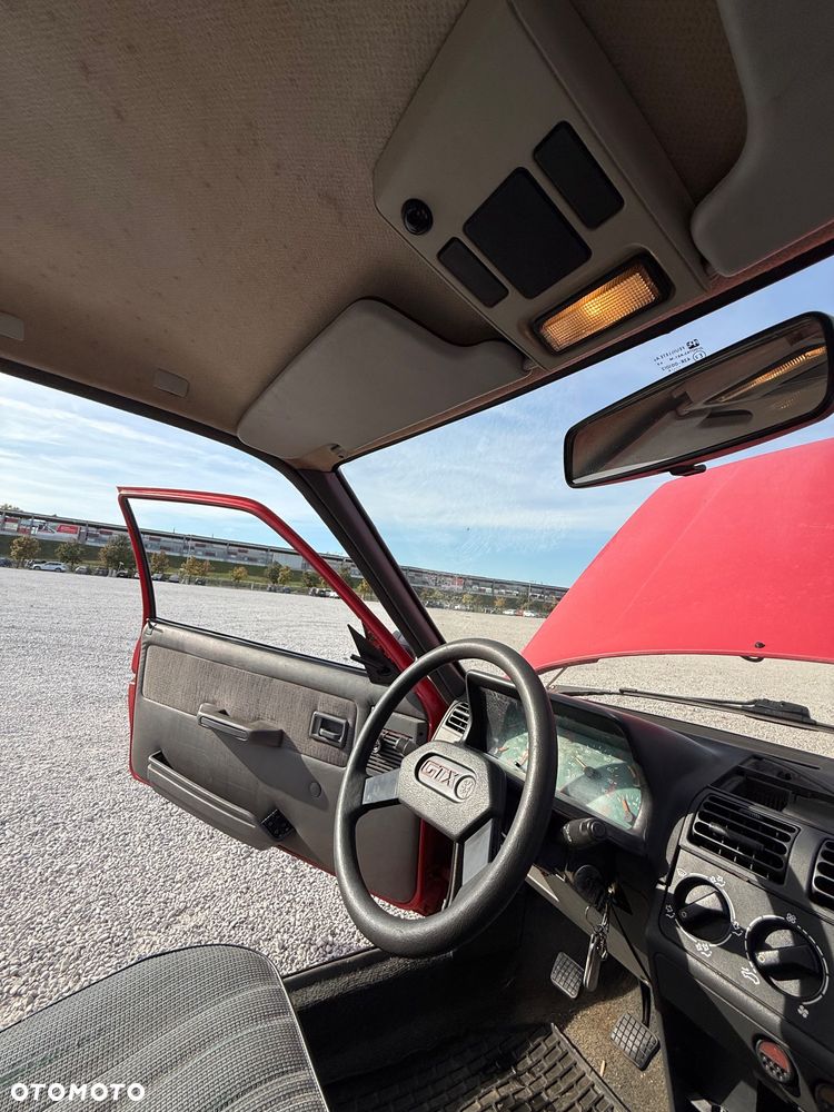 Peugeot 205 1.4 XR - 24
