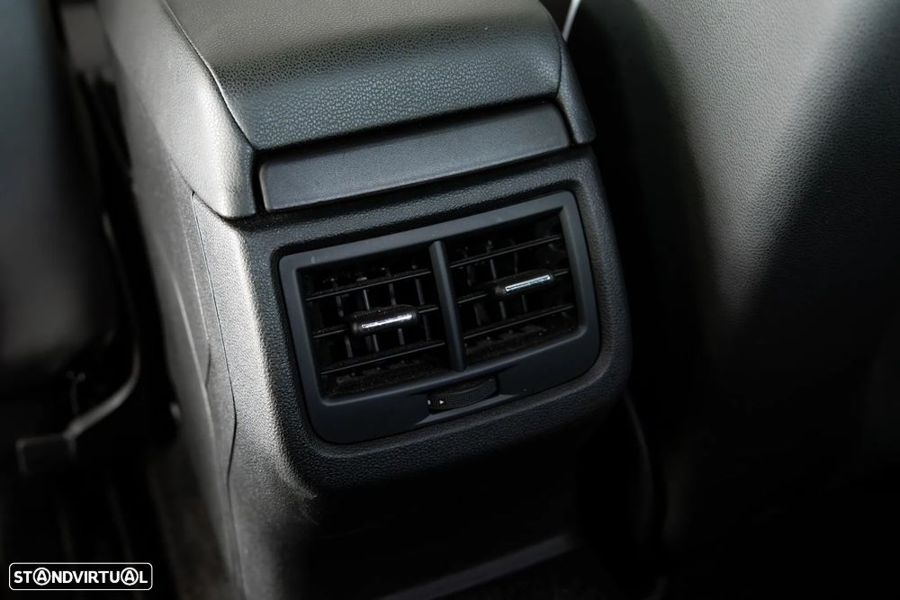 SEAT Leon SC 2.0 TSI Cupra DSG S/S - 33