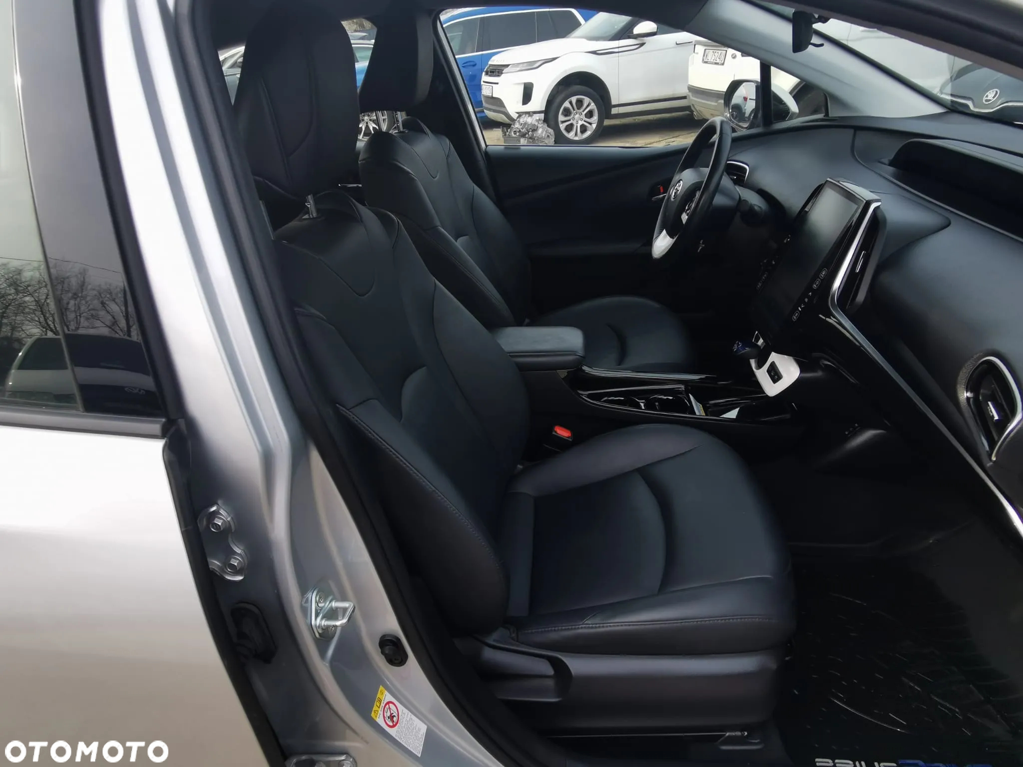 Toyota Prius Plug-in (Hybrid) Comfort - 18