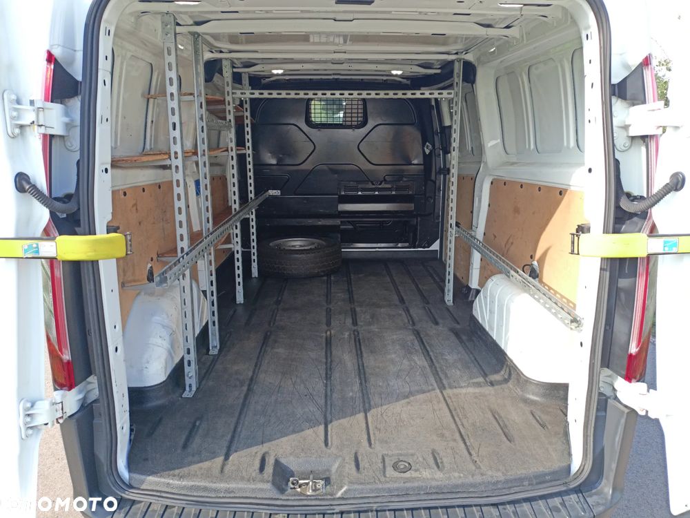 Ford Transit Custom - 8