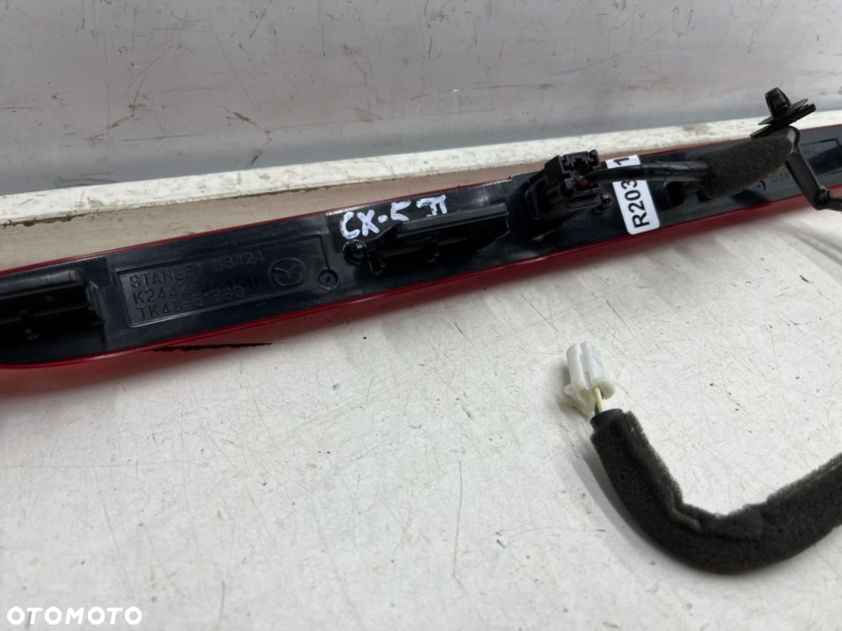 Lampa Mazda CX-5 II CX5 II 17r.- trzecie dodatkowe światło stop w spoiler klapy tk48-51580 - 6
