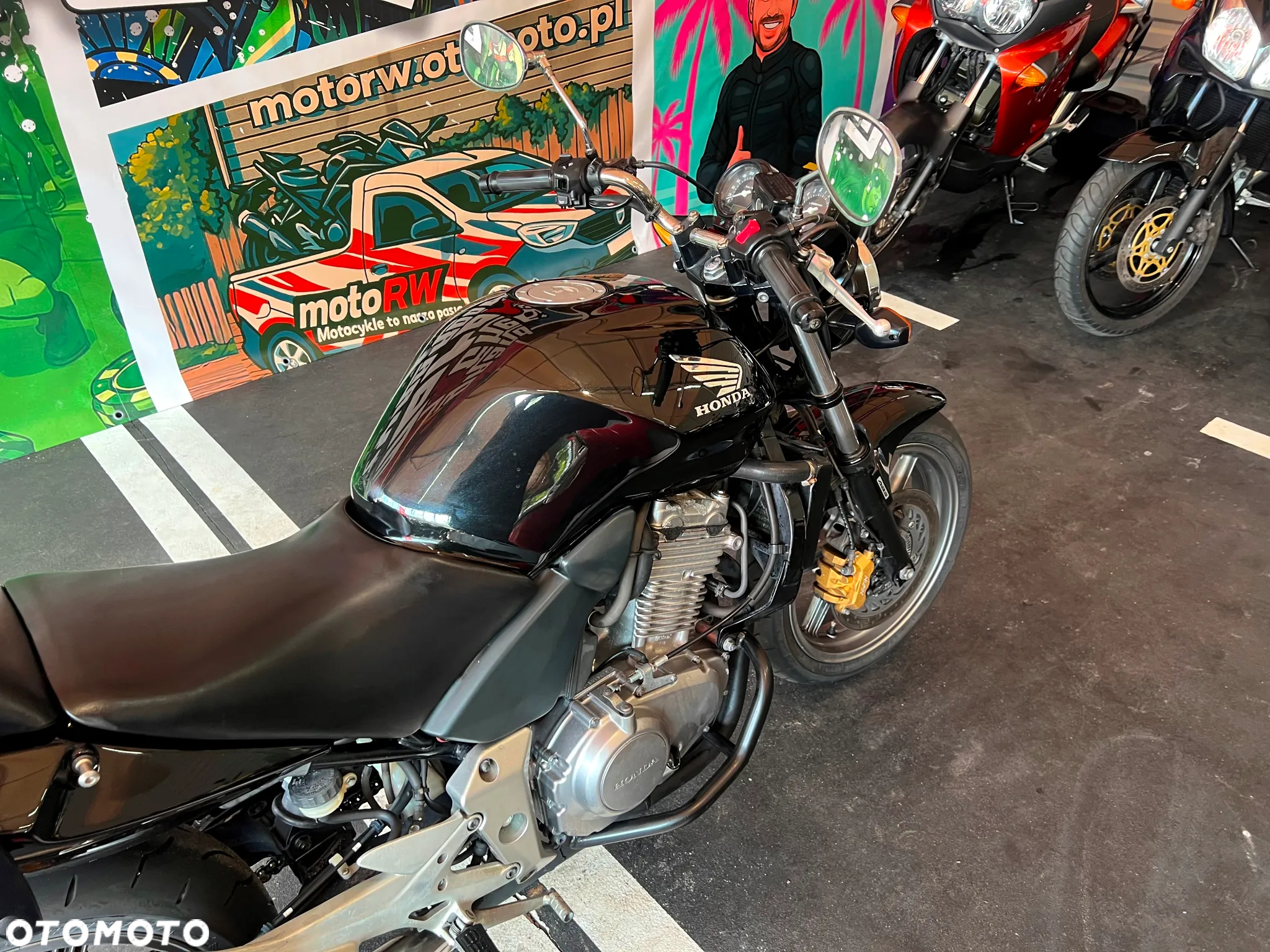 Honda CBF - 8